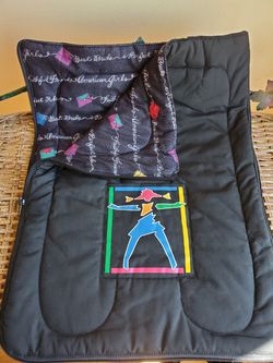 PLEASANT CO AMERICAN GIRL BLACK ZIPPERED SLEEPING BAG (RETIRED)