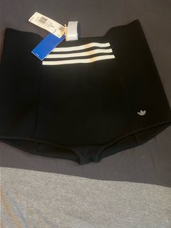 Womens Adidas boy short size L