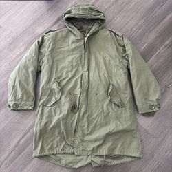 Vintage Army M-1951 Field Parka With Extreme Cold Weather Liner Mens Fishtail