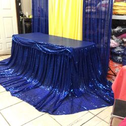 Tablelcoth Sets With Backdrops