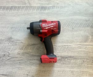 Milwaukee M18 FUEL 1/2 in. High Torque Impact Wrench with Friction Ring