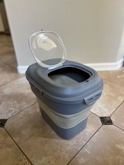 Airtight Foldable Pet Food Storage Container