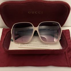 Women’s Gucci Glasses/could Negotiate 
