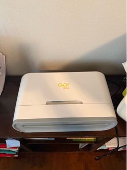Accuquilt Go! Big fabric cutter.