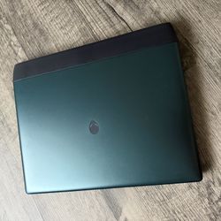 Alienware 16 Area 51 Gaming Laptop