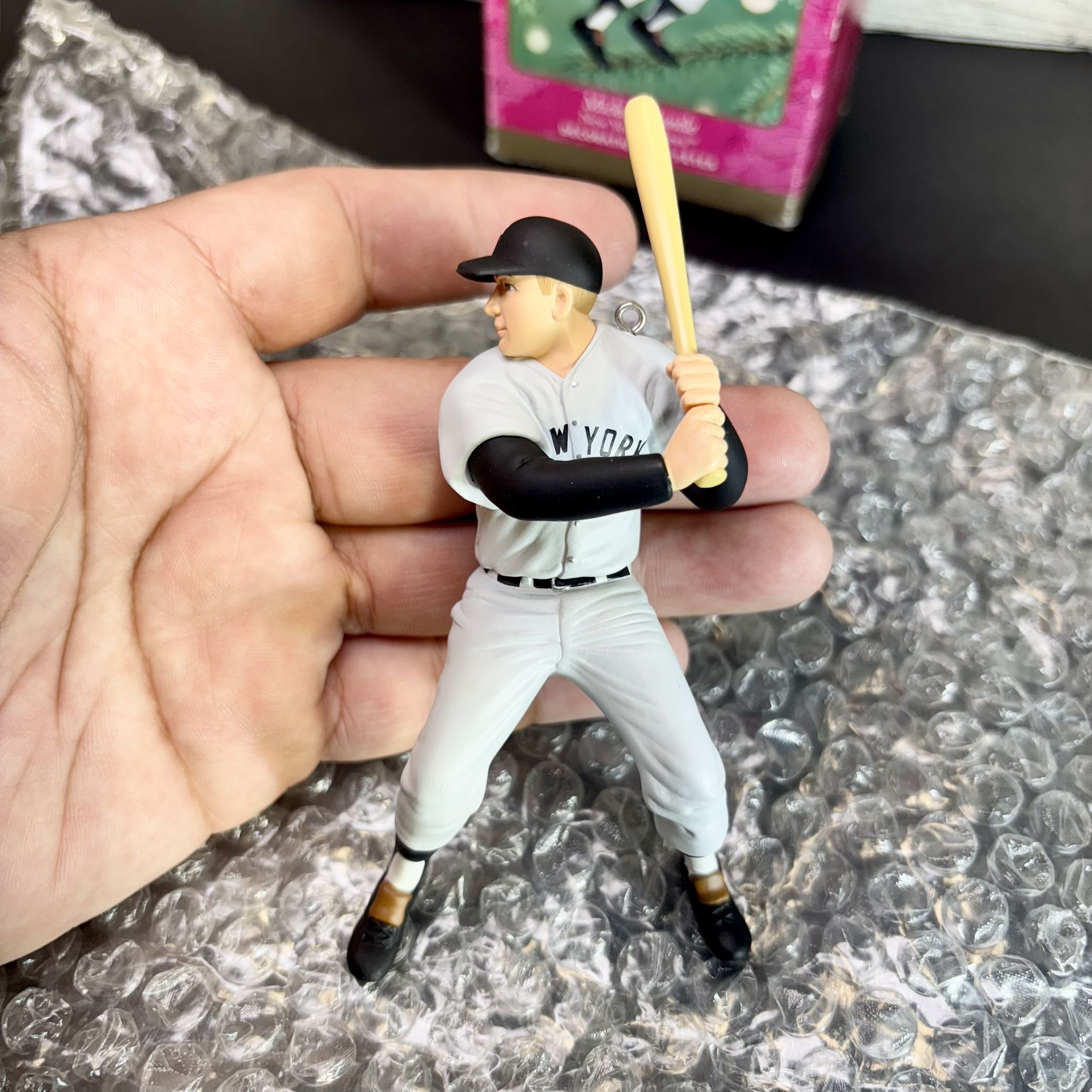 Vintage Hallmark Keepsake Ornament Mickey Mantle  2001