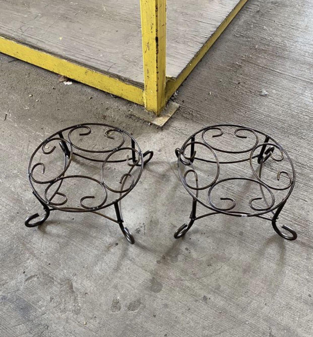 Set Of Iron Flower Pot Plant Stands