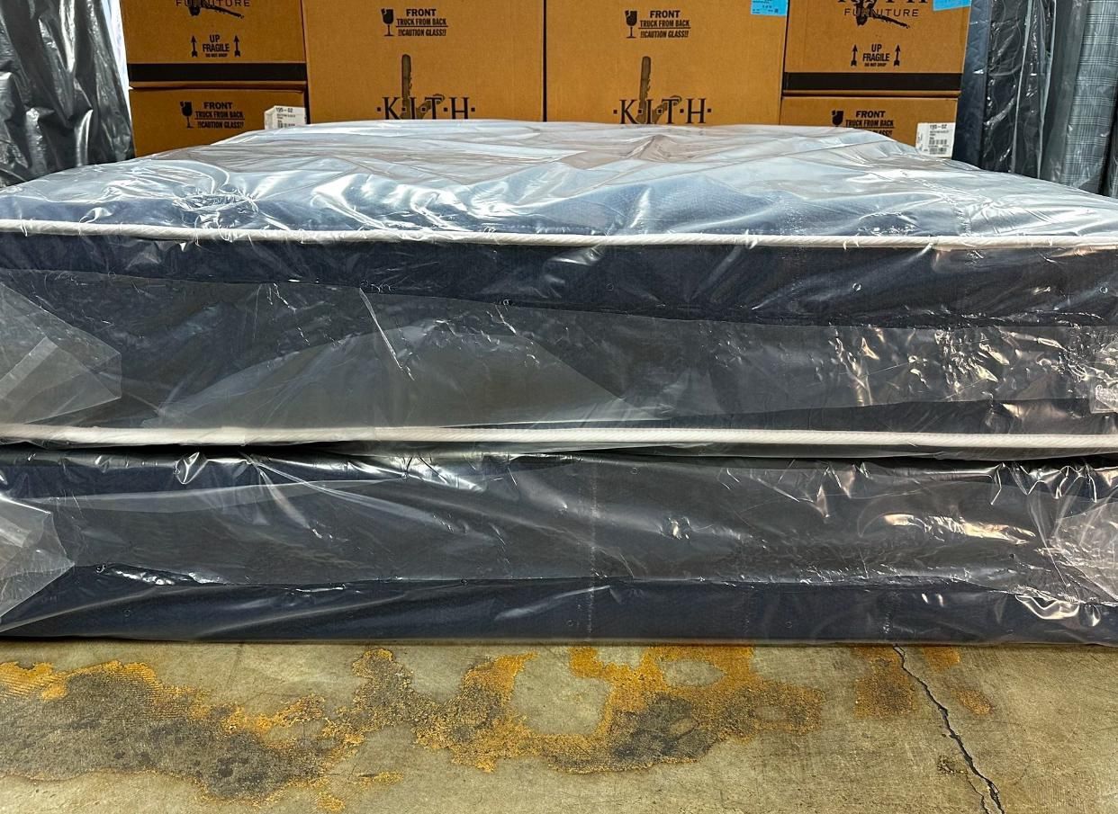 Don’t Miss Out – Mattress Clearance Sale – Everything Must Go!