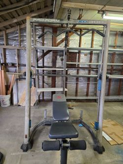 Free work out bench / equipment