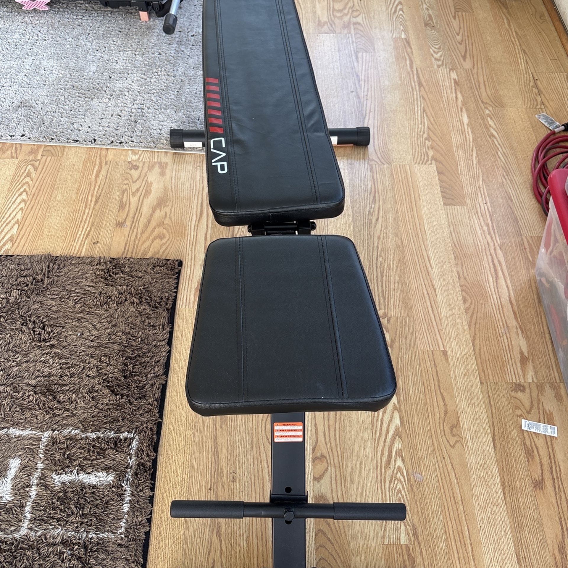 Cap Bench