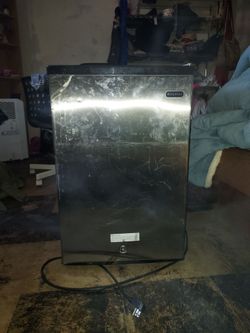 Whynter mini fridge.