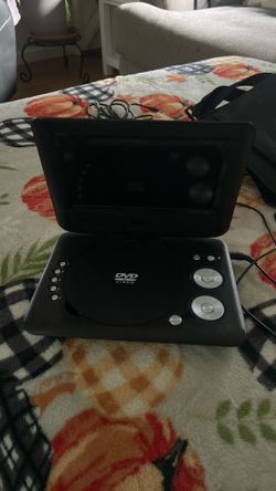 Portable DVD Player With Carrying Case 