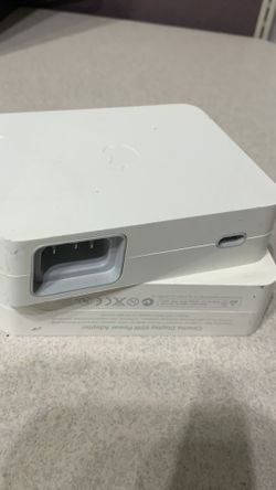 Cinema Display 65w Apple