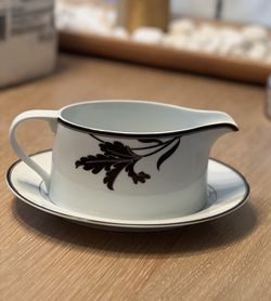 Mikasa Cocoa Blossom Gravy Boat And Saucer