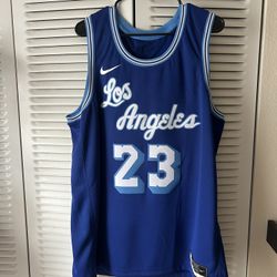 LeBron James Nike Jersey Size Xxl