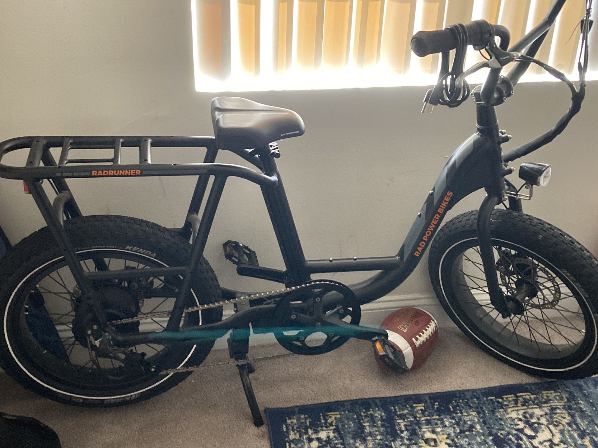Electric Bike 20 Mph Bike Like New