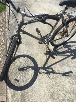 Classic Schwinn Impact mountain bike solid for Sale in Santa