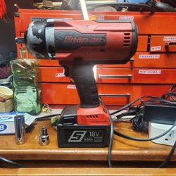 Snap-On  18 Volt Battery Powered Impact Wrench
