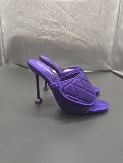 Cape Robbin Heels