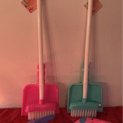 Child’s Broom/Dust Pan & Iron Set