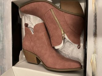 Pointy Toe Ankle Boots 