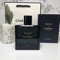 Blue de Channel Blue for Men 3.4 oz  100ml Eau De Parfum Spray