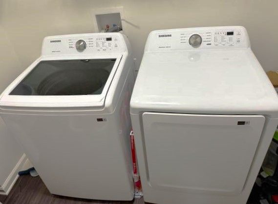 New Samsung Electric Washer and Dryer