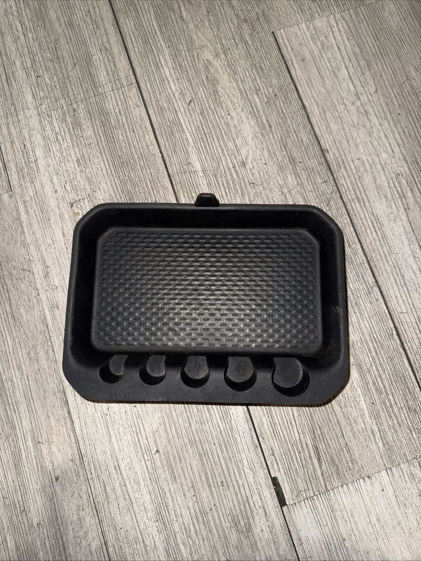 11-18 RAM 1500 FRONT CENTER CONSOLE LOWER STORAGE BIN INSERT OEM