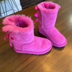 Brand New Size 12 Girls Ugg Boots
