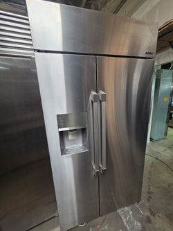 42" DACOR BUILT IN STAINLESS STEEL REFRIGERATOR