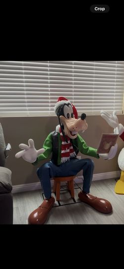 Goofy animatronic from Home Depot