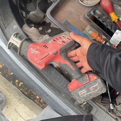 Cordless Milwaukee Hackzall