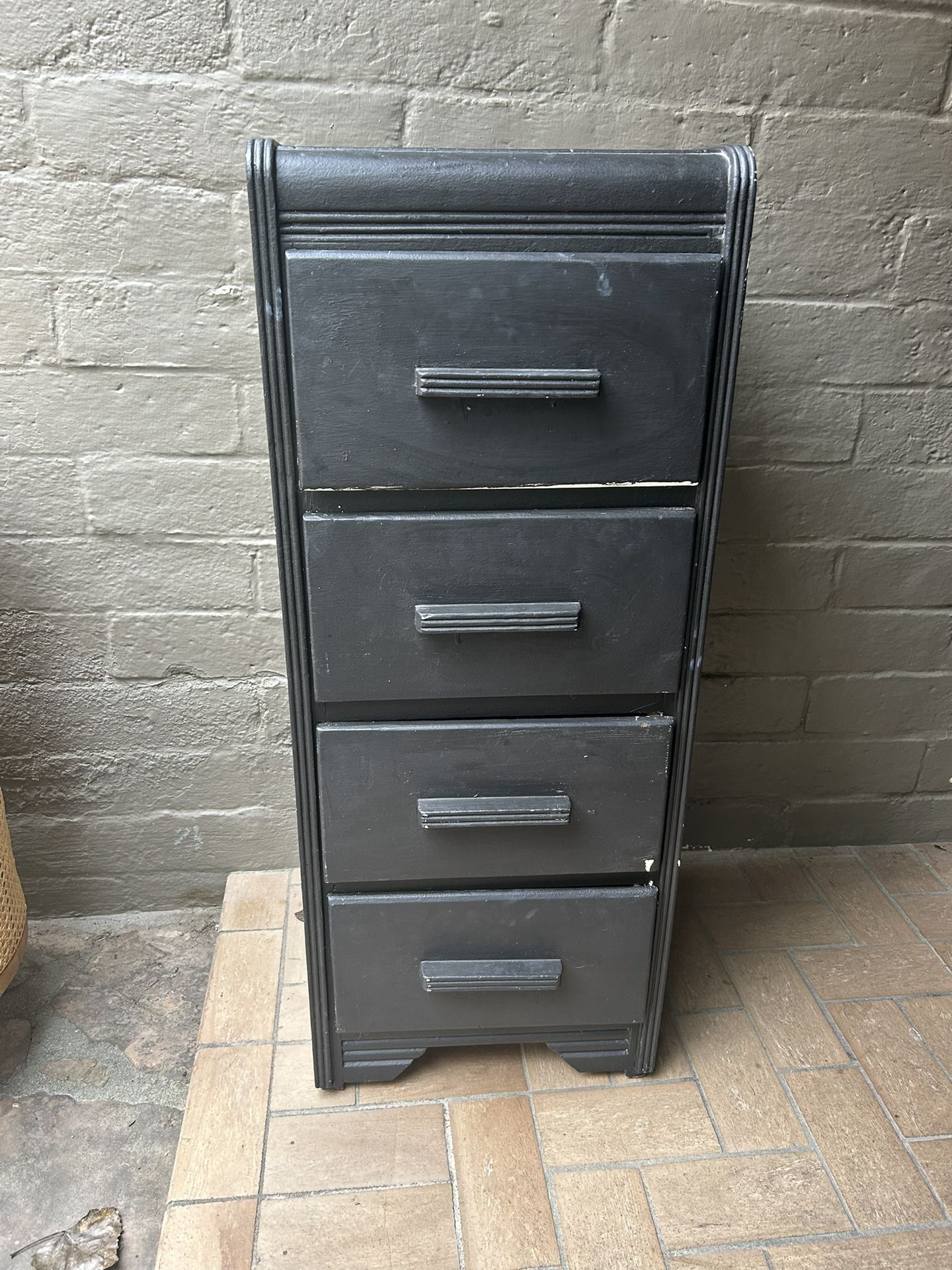 4 Drawer Dresser - Black