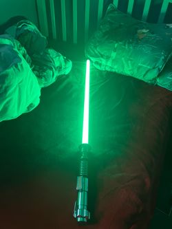 PRICE NEGOTIABLE Awesome realistic lightsaber