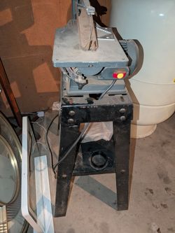 CRAFTSMAN SCROLL SAW ON STAND