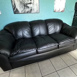 Set Of Two Couch