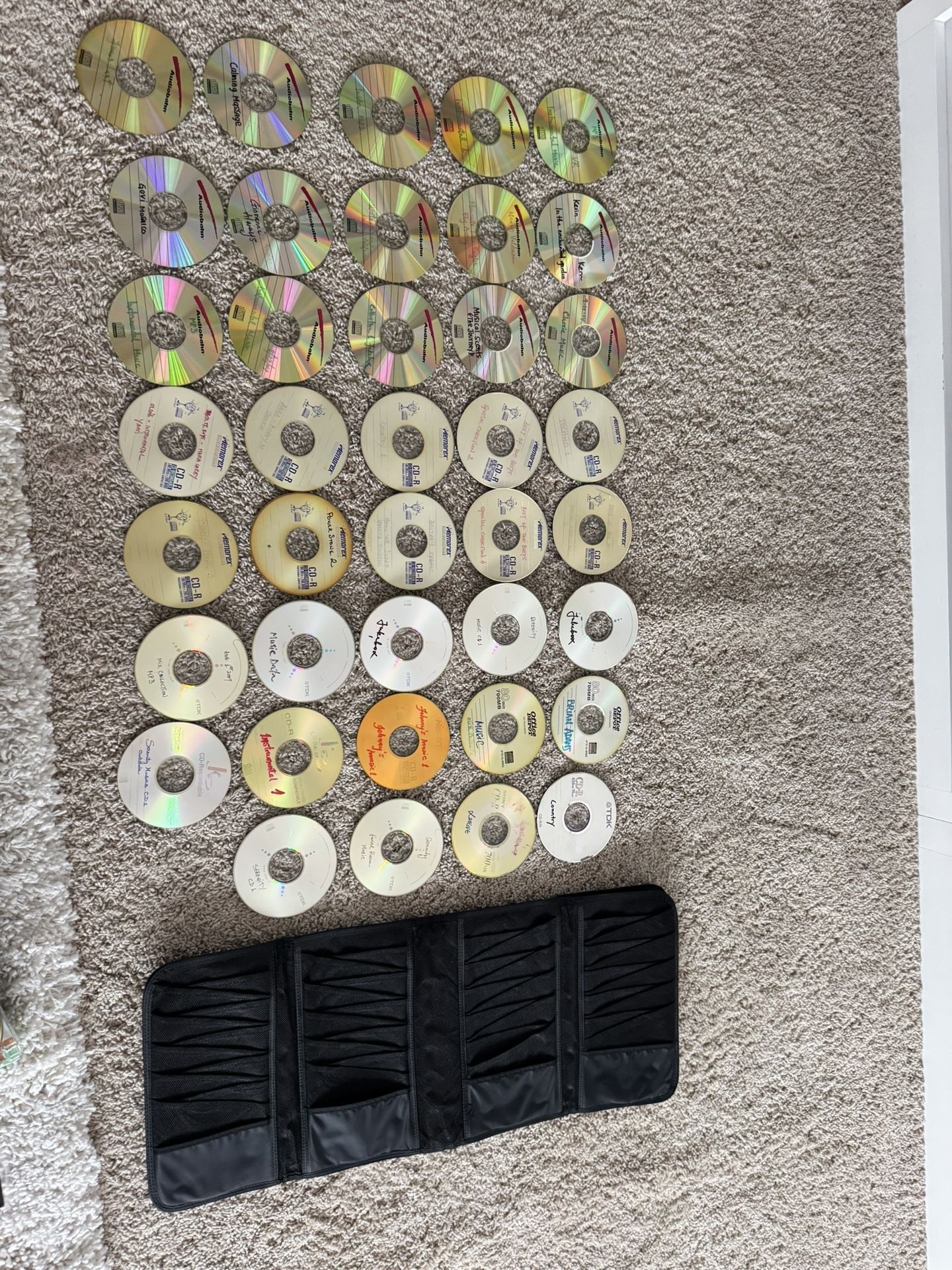 39-CD Music Collection + CD Wallet