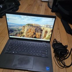 Dell Latitiude 7420 Great for School/Work