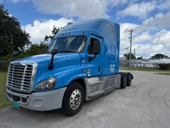 2018 Freightliner Cascadiа.