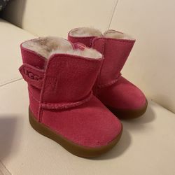 UGG KEELAN BOOT NEW BORN