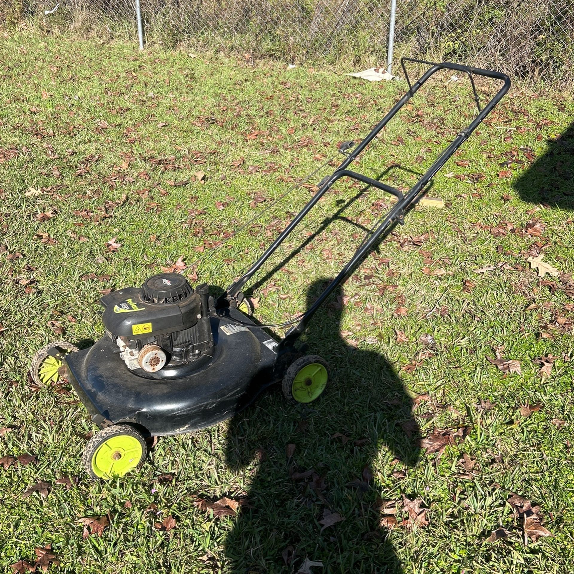 Poulan Pushmower