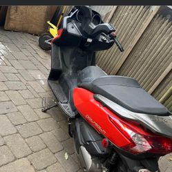 2011 Kimco Downtown 300i