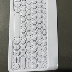 Slim Bluetooth Keyboard – Tablet / iPad / Phone