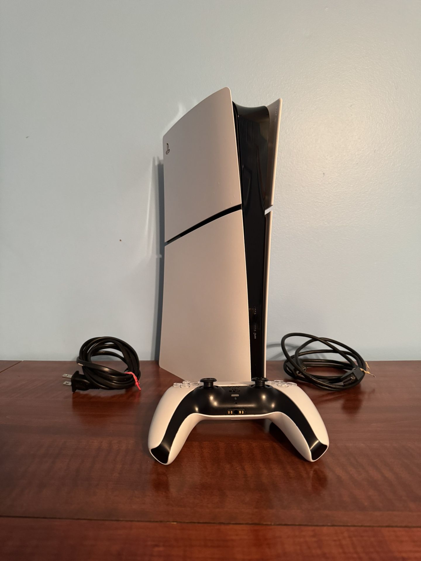 PlayStation 5 (PS5) Slim Digital Edition w/ Controller – Perfect Condition 