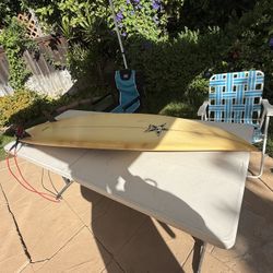Surfboard 6’4