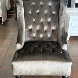 Modern Wingback Accent Chair, Tufted Velvet Couch Sofas with High Back Thick Padded Cushioned Seats for Living Room, Victorian Style(Grey)  💰130$