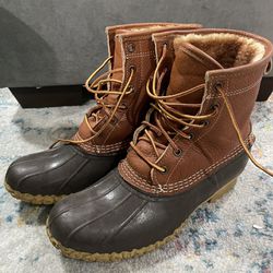 Women's LL bean Snow Boots Size 10