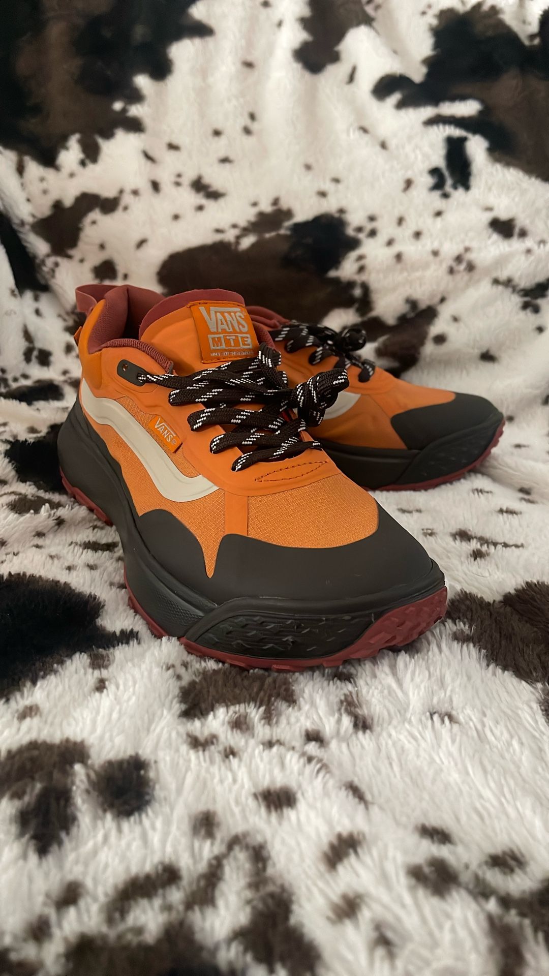 New Vans Ultra Range  Mte Cross path 