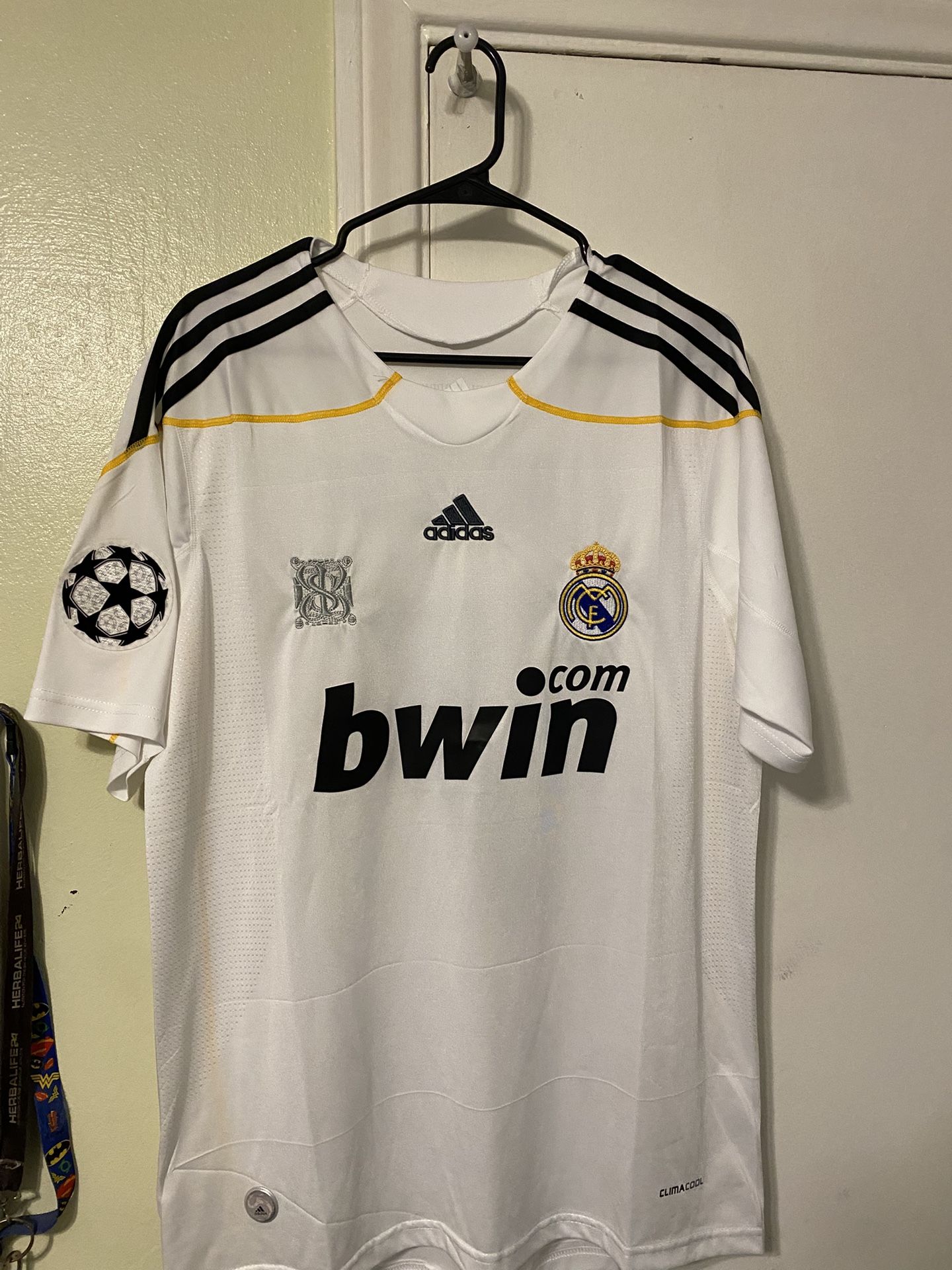 Real Madrid Jersey 