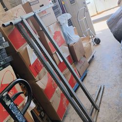 Additional rails for 5 ft scaffolding.